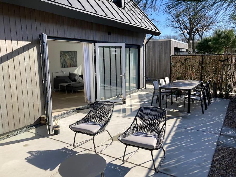 Vakantiewoning 1 Aan Zee, 400 Meter Van Het Strand ザウテランデ エクステリア 写真