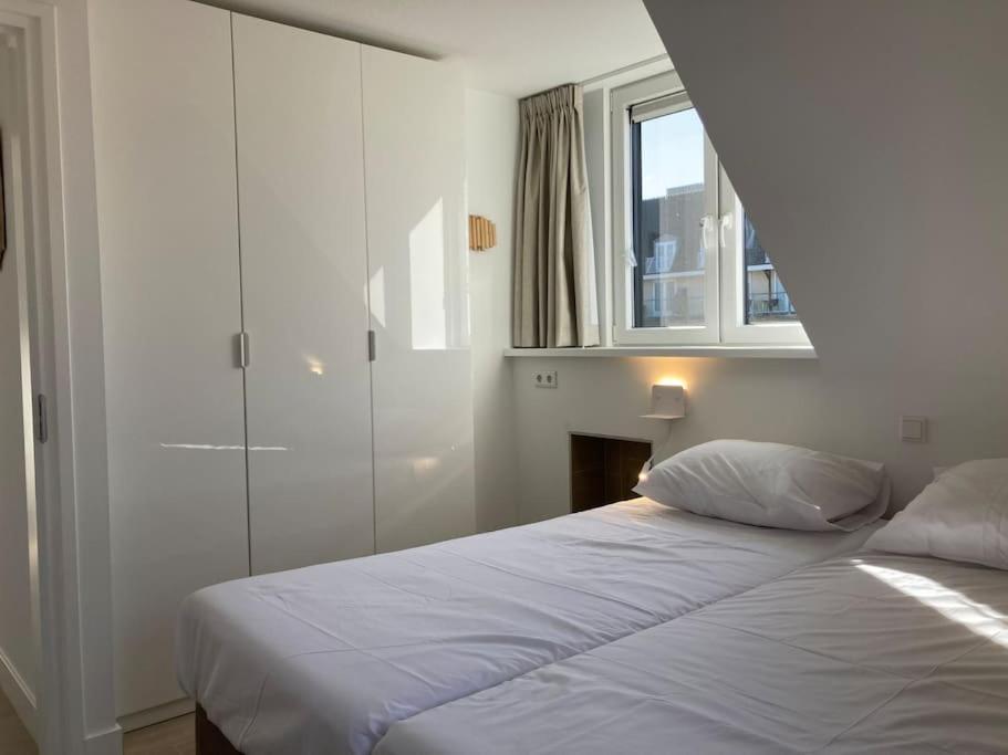 Vakantiewoning 1 Aan Zee, 400 Meter Van Het Strand ザウテランデ エクステリア 写真